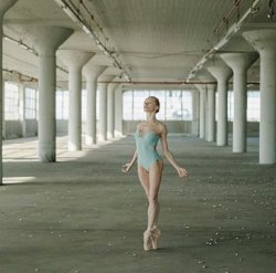 ballerina3.jpg
