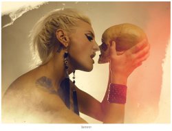 SKULL_GIRL-_9_.jpg