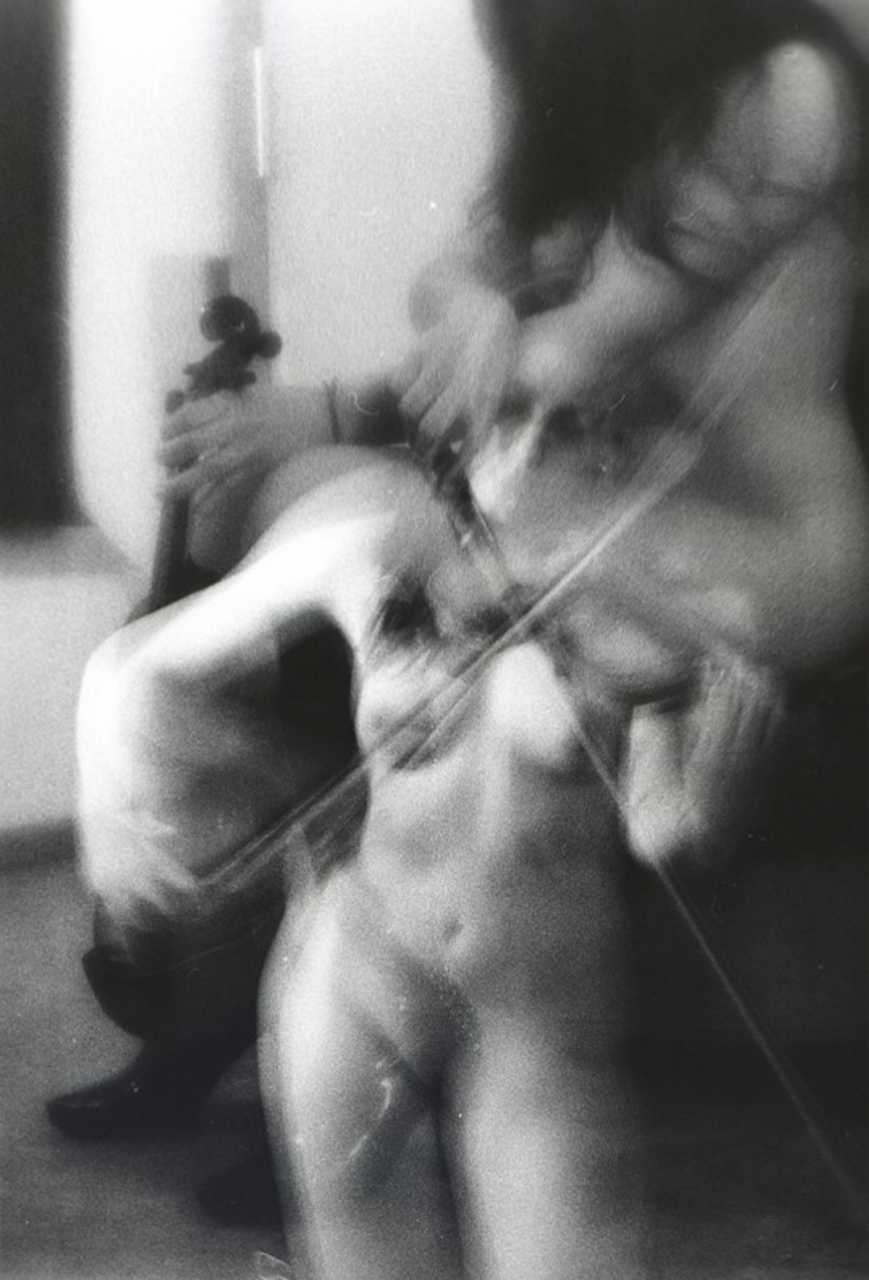 Натурщица - Эмма.