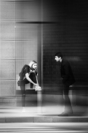 Золушка примеряет туфельку