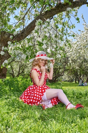 Яблоневый пин-ап #02